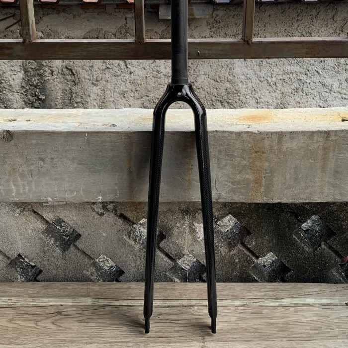 Carbon Fork 1 inch Carbon fork non OS