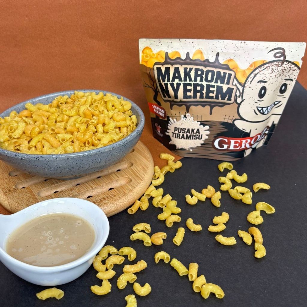 

Desyallshop Geroz - Varian Manis - Makroni Nyerem Rasa Tiramisu