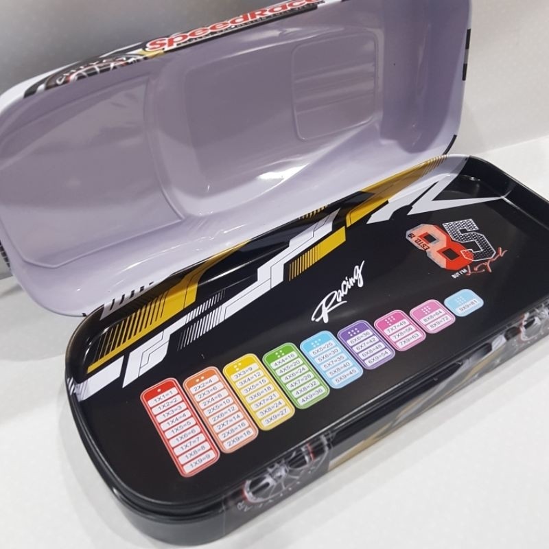 

Tempat Pensil Kaleng Bentuk Mobil Racing SpeedRace B-105