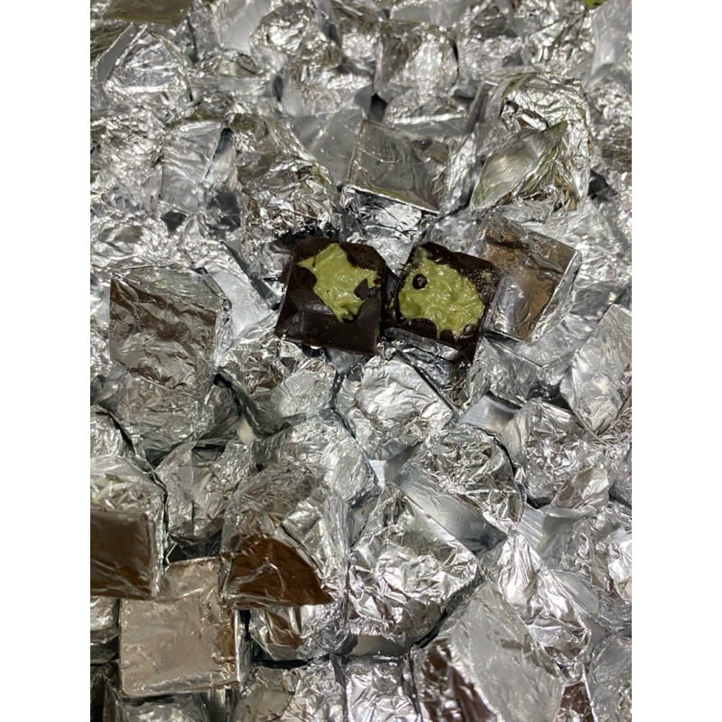 

WHYN!! coklat dubai home made 1 box isi 21pcs halal home made grosir bisa cod