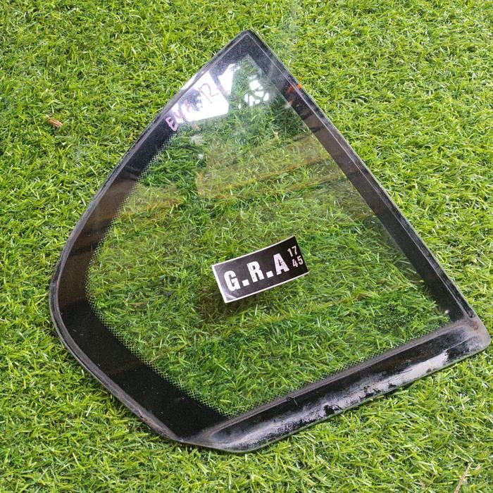 Kaca Mati Pintu Kanan Bmw E46 Original Bekas