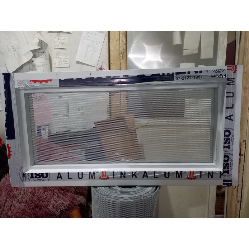LOSTER ALUMINIUM lubang angin + kasa nyamuk parabola anti karat 20 x 60 cm Free dus dan Bubblerap