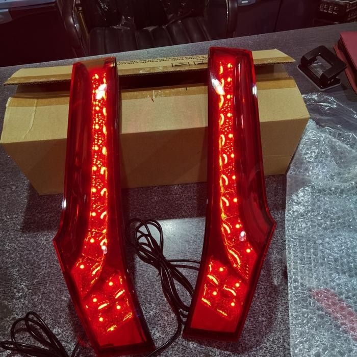 PREMIUM LAMPU BELAKANG HONDA JAZZ GK5 LAMPU BAGASI GK5 LAMPU KACA JAZZ GK5