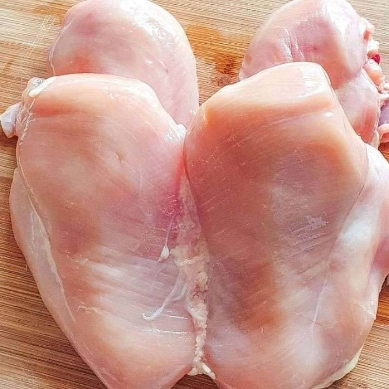 

Dada Ayam Fillet Boneless Dada Ayam Fillet tanpa kulit 500gr