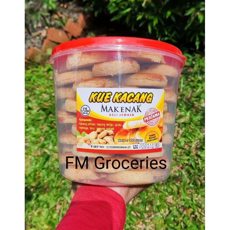 

Kue kacang Mak Enak Asli
