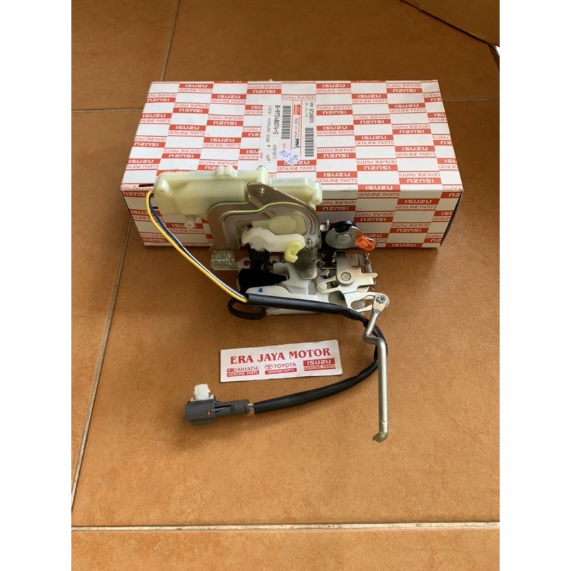 door lock pintu tengah kiri panther capsul-grand touring