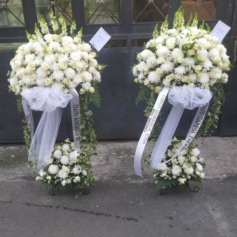 Karangan Bunga Standing Flower Dukacita Wedding Grand Opening