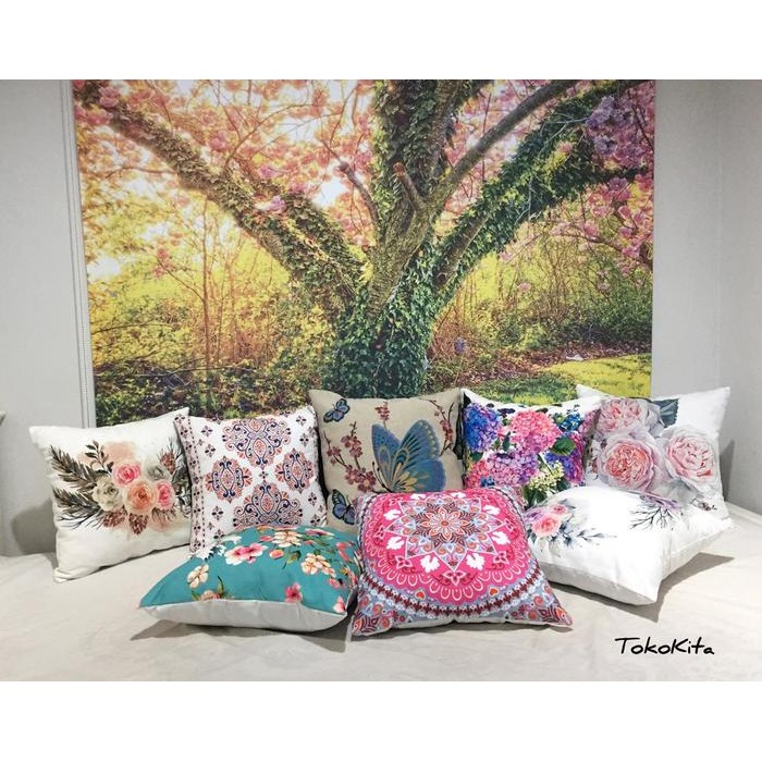 Sarung bantal sofa cantik