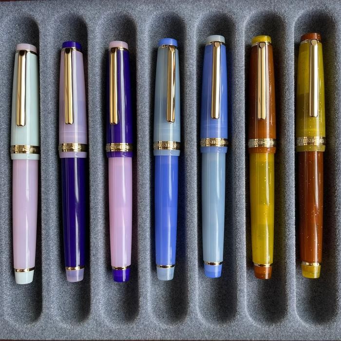 

Jinhao Typ 82 Fantasia Fountain Pen (1)