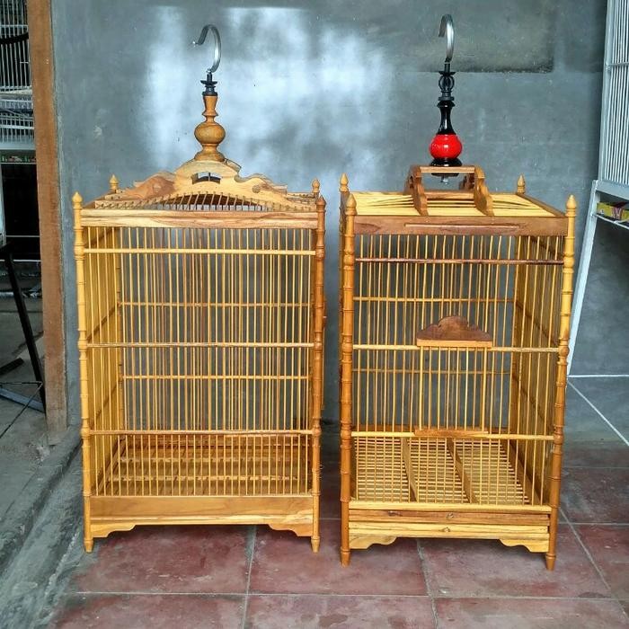 Kandang burung kotak NO 2 kayu jati komplit tangkringan makan dan minu