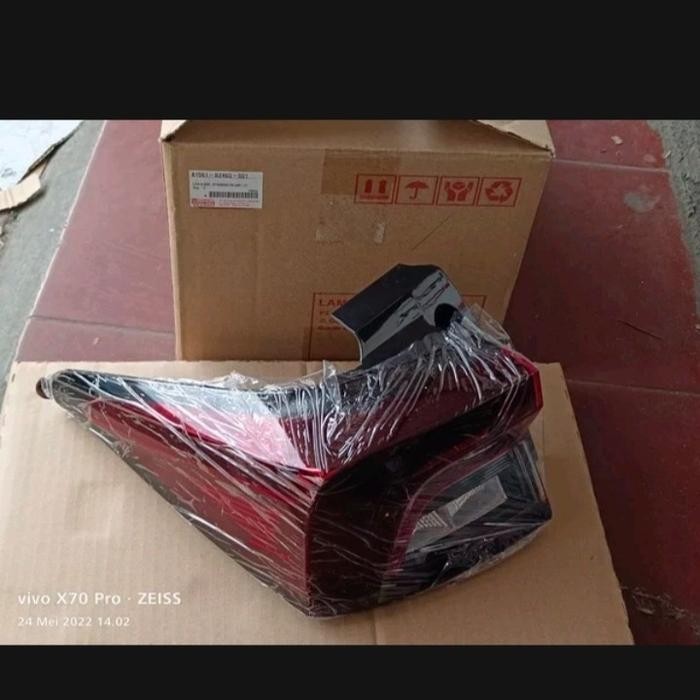 Stop Lamp Avanza 2021 Type E Original 81551-Bz460 81561-Bz460