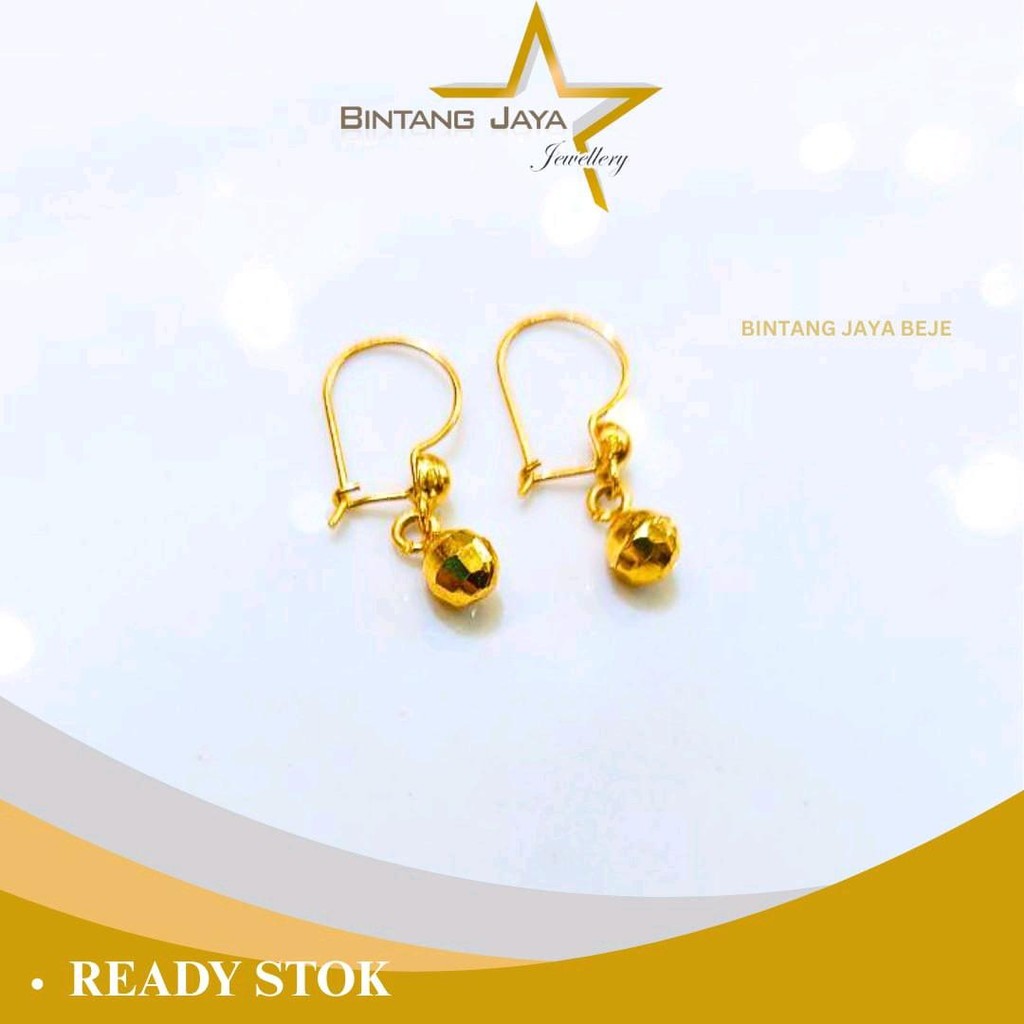 Anting Emas Gantung Bola Ukir – Kadar (15K) – Berat 0,65 Gram | Anting Gantung dengan Sentuhan Etnik
