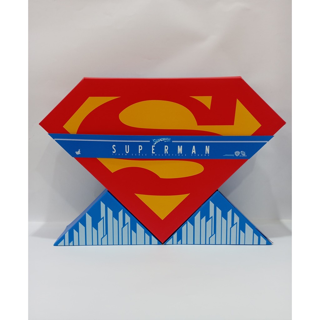 Superman Hot Toys Collectable Action Figure