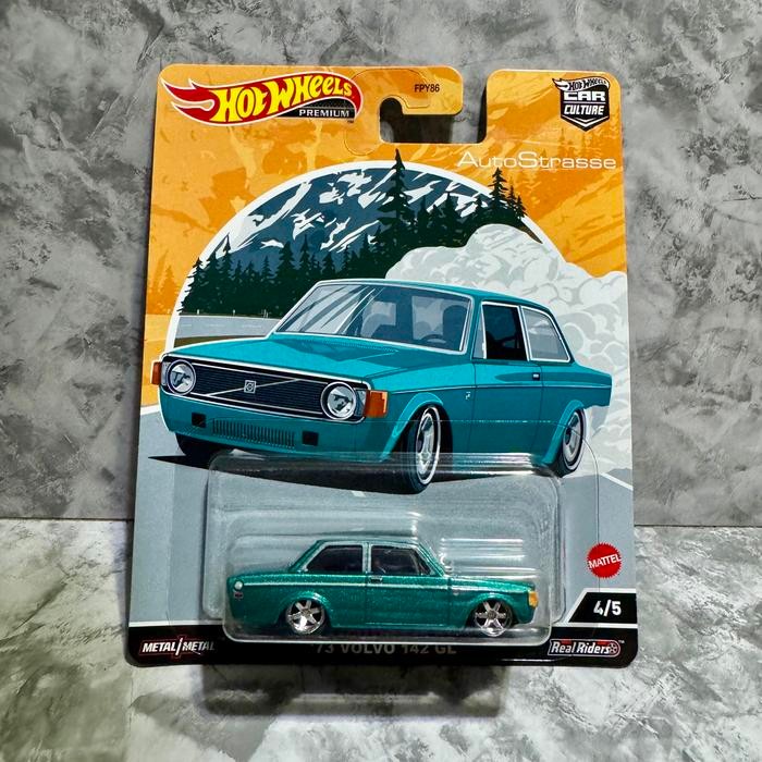 HOTWHEELS PREMIUM 73 VOLVO 142GL AUTO STRASSE
