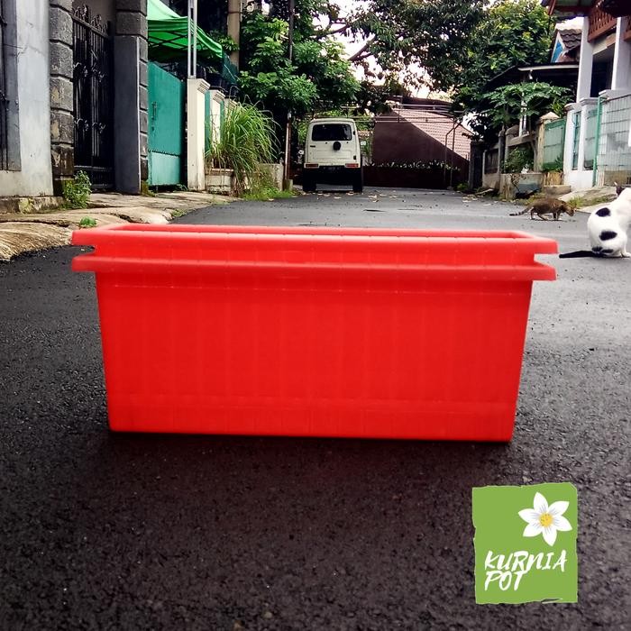 Pot Panjang 60 Cm Merah Motif Gentong Kayu Pot Tanaman Bunga Panjang