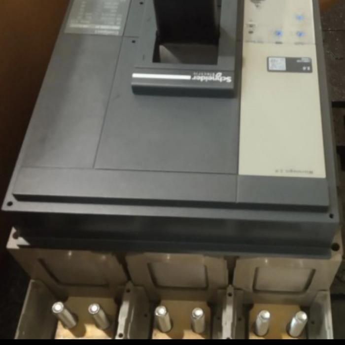 Mccb Ns 800A 3P Manual Schneider