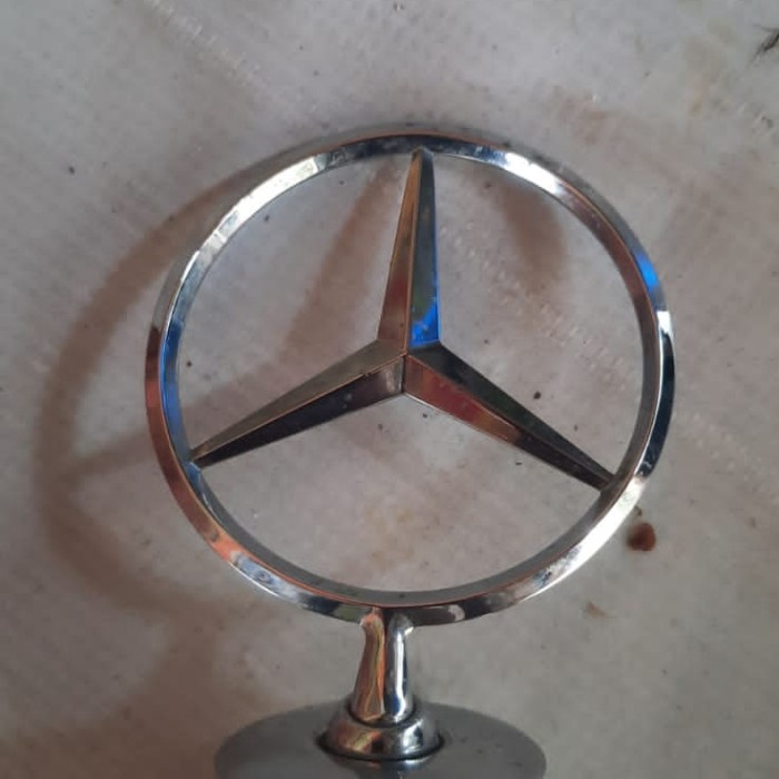 Logo Mercy Emblem Kap Mesin Mercy Boxer Second
