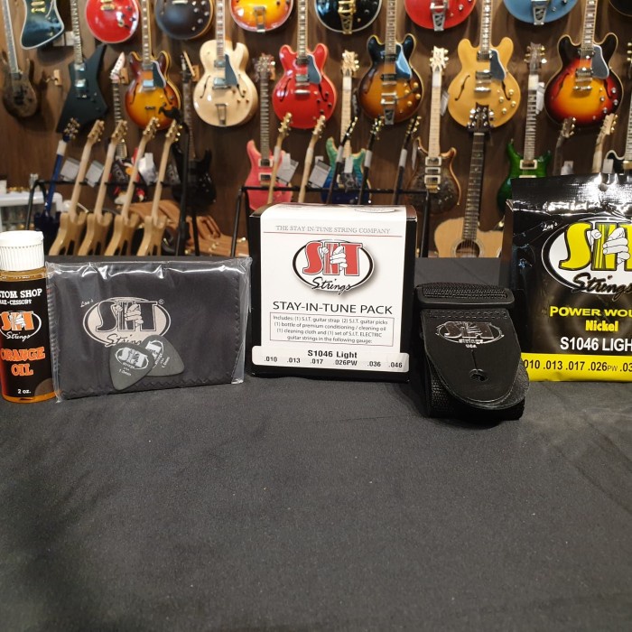 Sit Gift Pack Senar Pembersih Kain Lap Gitar S1046 Sit