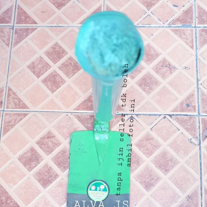 PACUL / CANGKUL GAGANG BESI