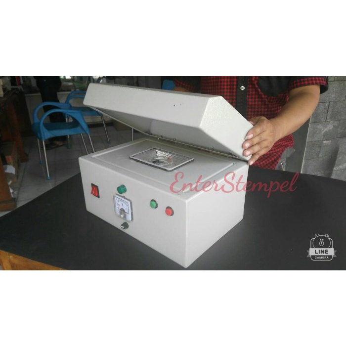 

Mesin Stempel Warna