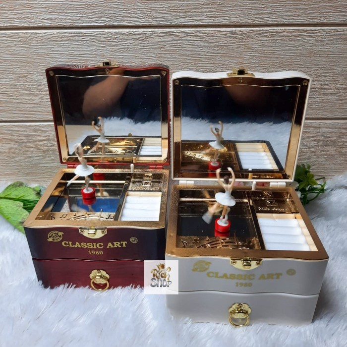 Kotak Musik Vintage Love Ballerina Classic Music Box