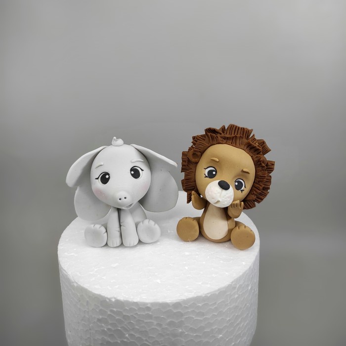 JUAL RUGI custom figurine fondant animal/ topper cake