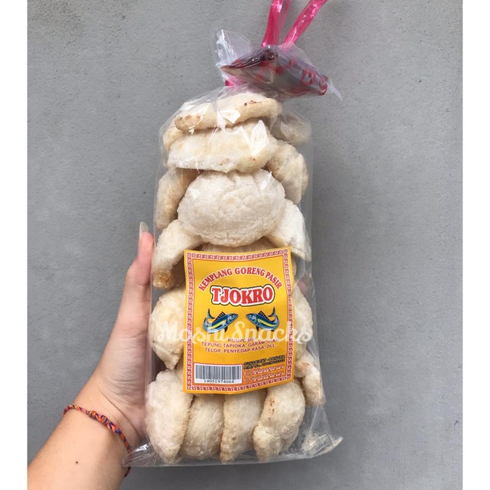 

Wdo - Kerupuk / Kemplang Ikan Kulit Goreng Pasir Tjokro Bangka