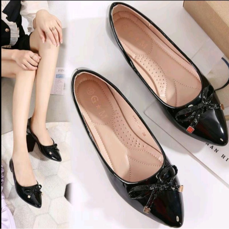 TERBARU Sepatu Sneakers Wanita Sepatu Putih Wanita FREYA Korean Style Coocok untuk Ngemall