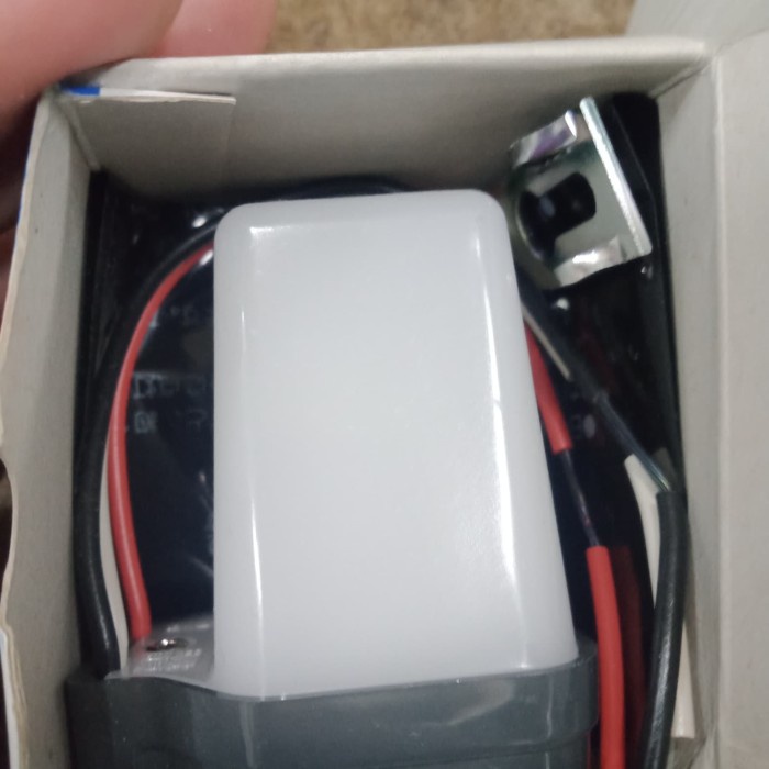 PHOTOCELL 10A SENSOR CAHAYA SELCON