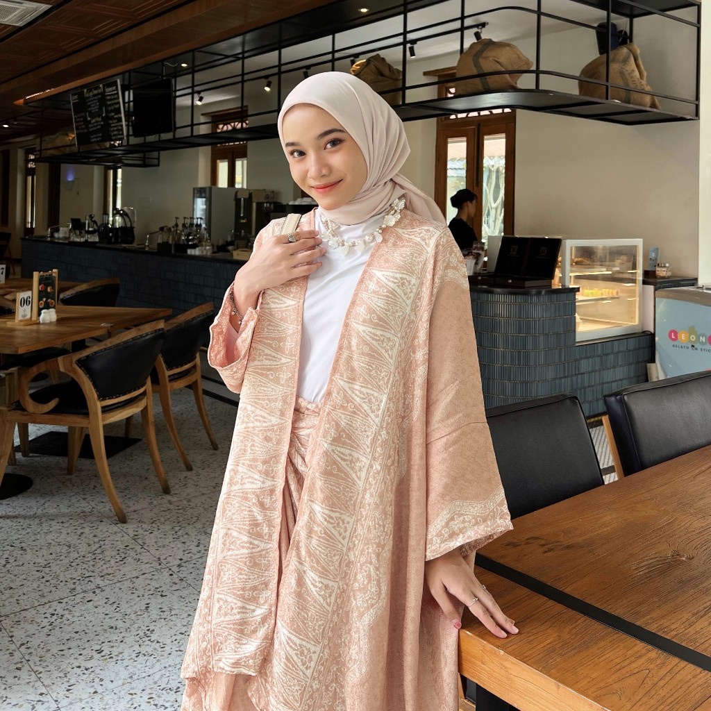 MAURA JUPRI Set Outer dan Rok Lilit Batik Modern Viscose