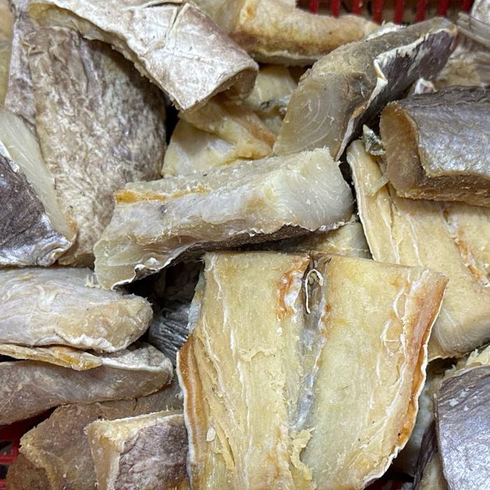 

Ikan Asin Jambal Daging 1Kg / Ikan Jambal /