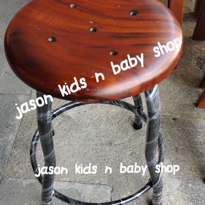 Kursi kayu kaki besi 40 cm/Kursi besi hitam 40 cm/Kursi kayu 40 cm *