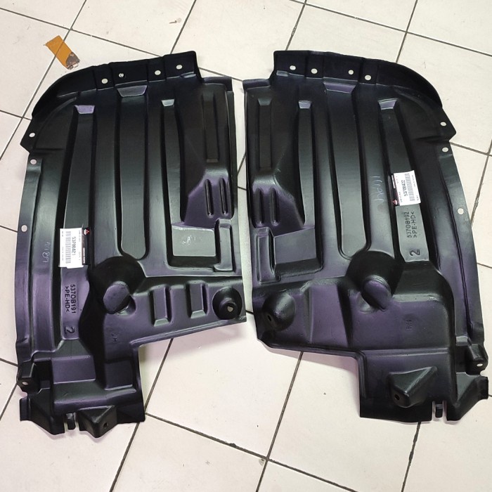 Limited Inner Fender Depan Pajero Sport Asli