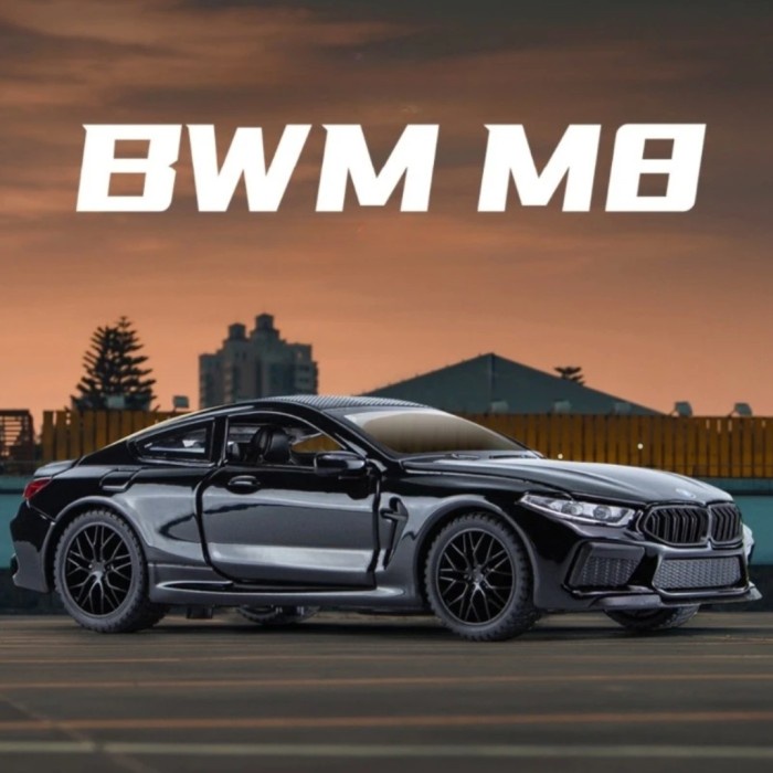 Diecast Mobil BMW M8 Miniatur Die-cast Skala 1:32