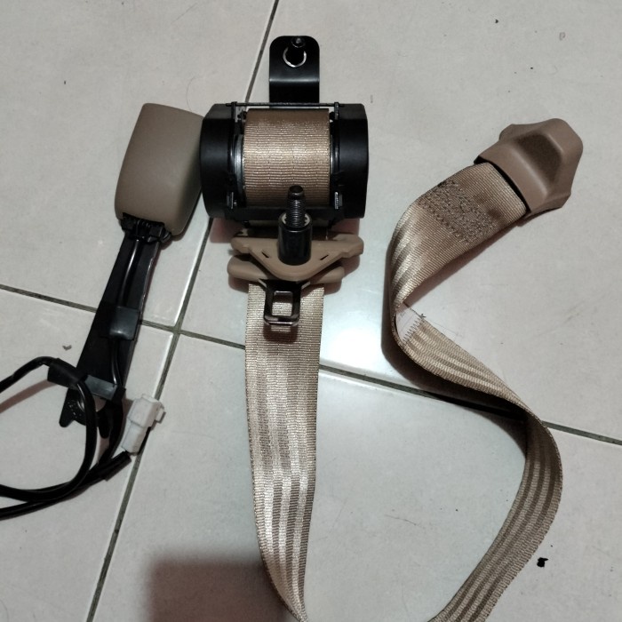 SALE TERBARU SEAT BELT UNIVERSAL TOYOTA KIJANG KAPSUL KIJANG GRAND AVANZA XENIA READYY