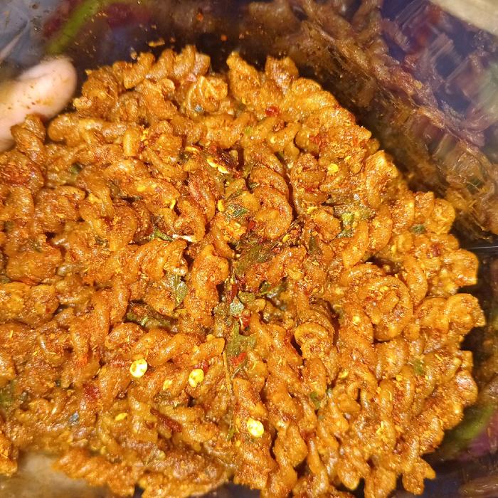 Makaroni Spiral Kemasan 500gr Makaroni Ngacay Cemilan Pedas Gurih Camilan Gandum Makanan Snack