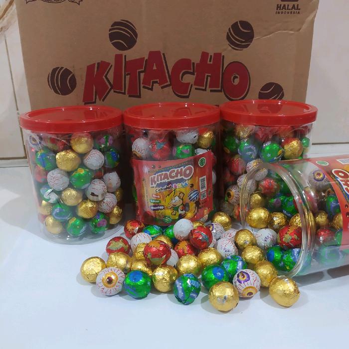 

Kitacho Warna Warni Cokelat Motif Bola Mata 400 gram isi 90-95 Pcs - Cemilan Chocolate Coumpond