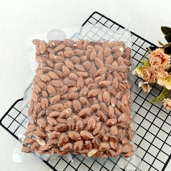 

KACANG ALMOND ROASTED 1kg