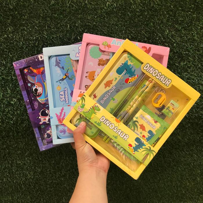 

Alat Tulis Set Motif Lucu Karakter Unik Import Stationary Set Pensil Pena Penghapus Penggaris -