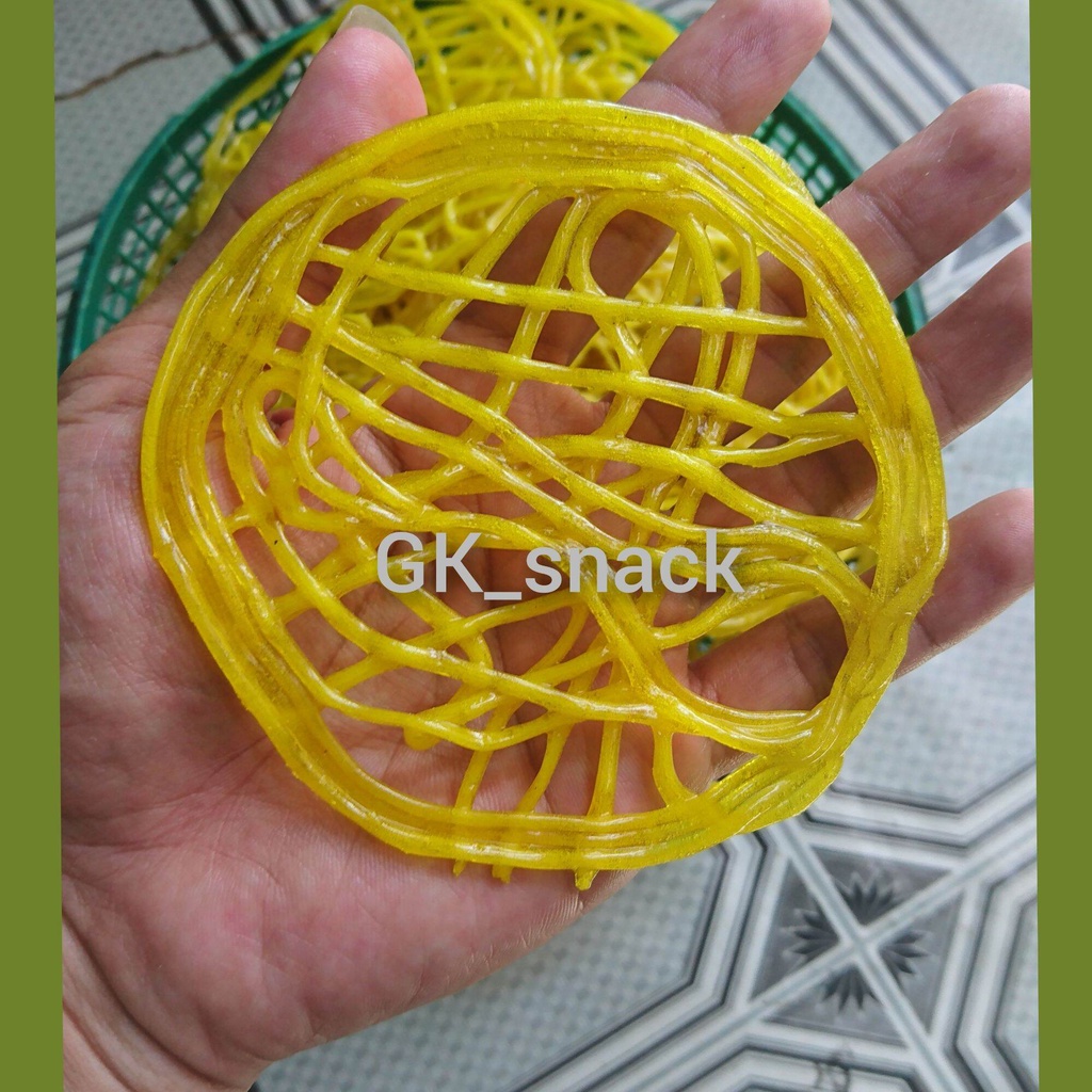 

KERUPUK MIE ISI 200gram/kerupuk mentah/kerupuk tradisional/kerupuk terlaris/cemilan murah/makanan