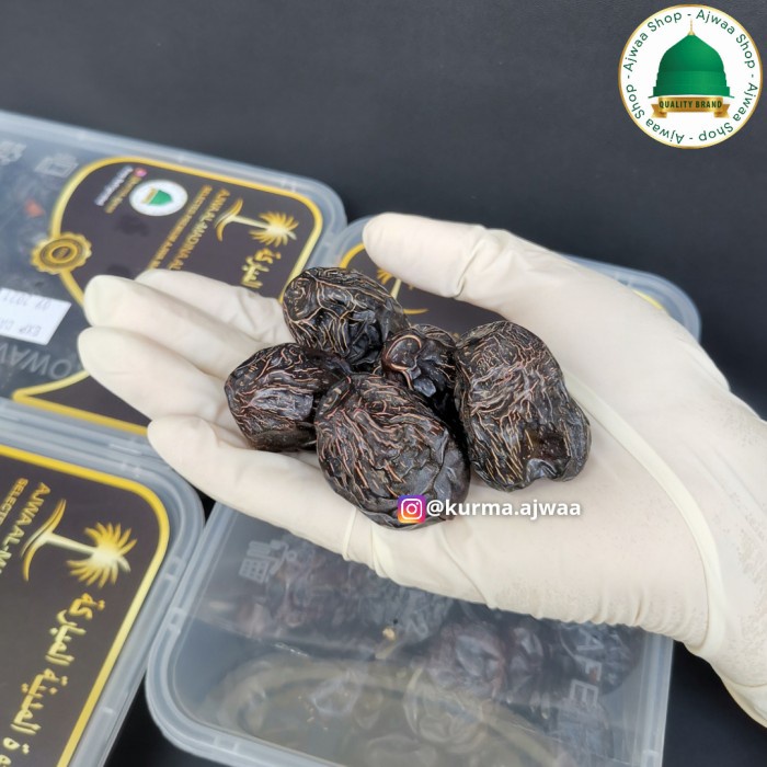 

Kurma Ajwa Super Asli Madinah