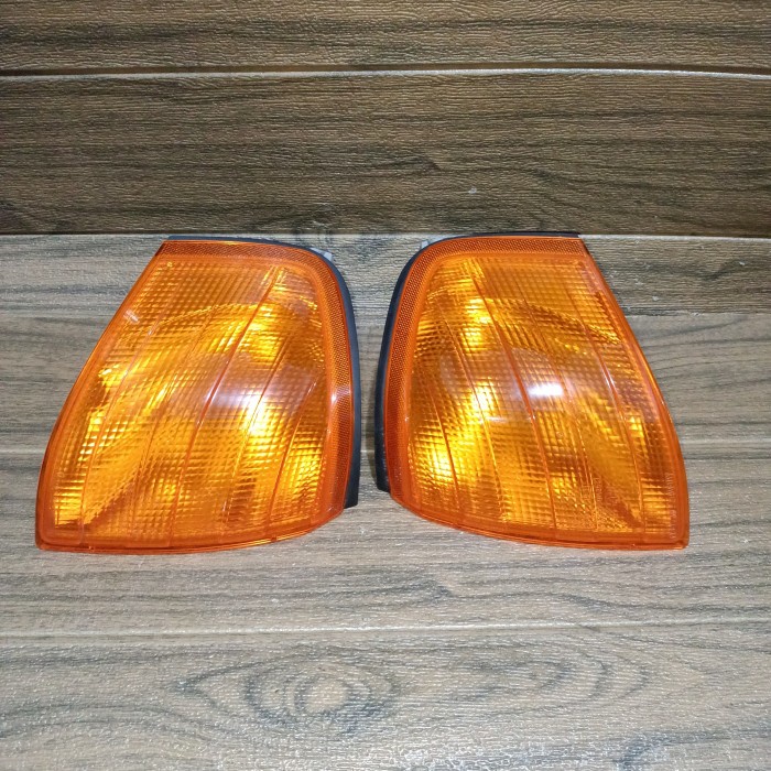 lampu sein w 202