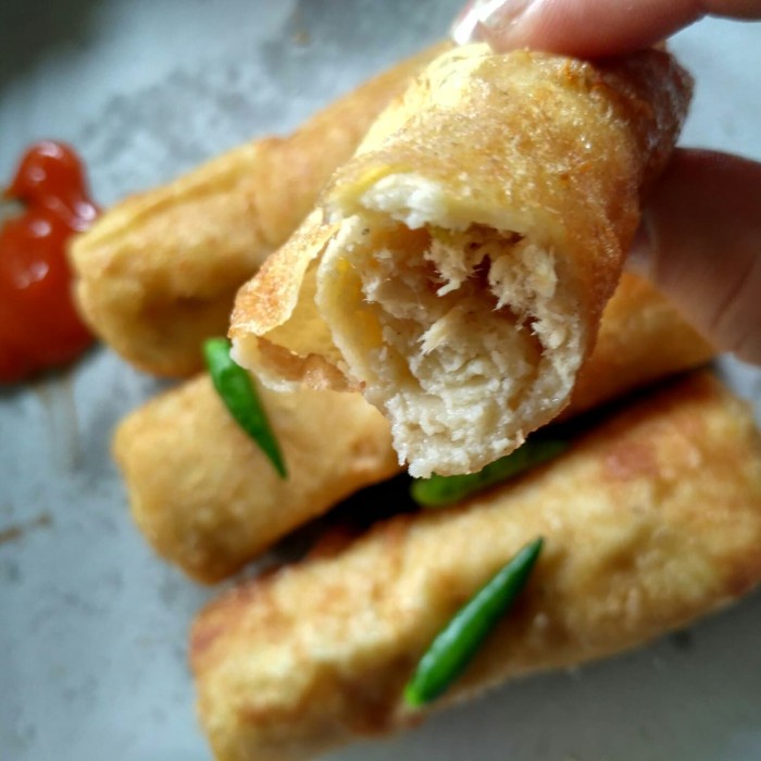 

HJK Sosis Solo Frozen Homemade isi 10