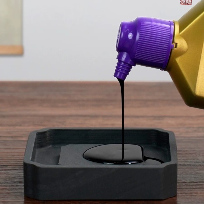 

I-011 TINTA KALIGRAFI YI DE GE YUANG TOU BLACK INK