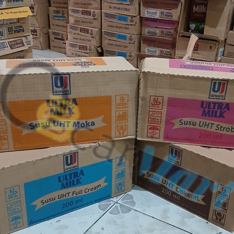 

SUSU ULTRA 200ml 1 Dus isi 24 Coklat Stroberi Cream Moka