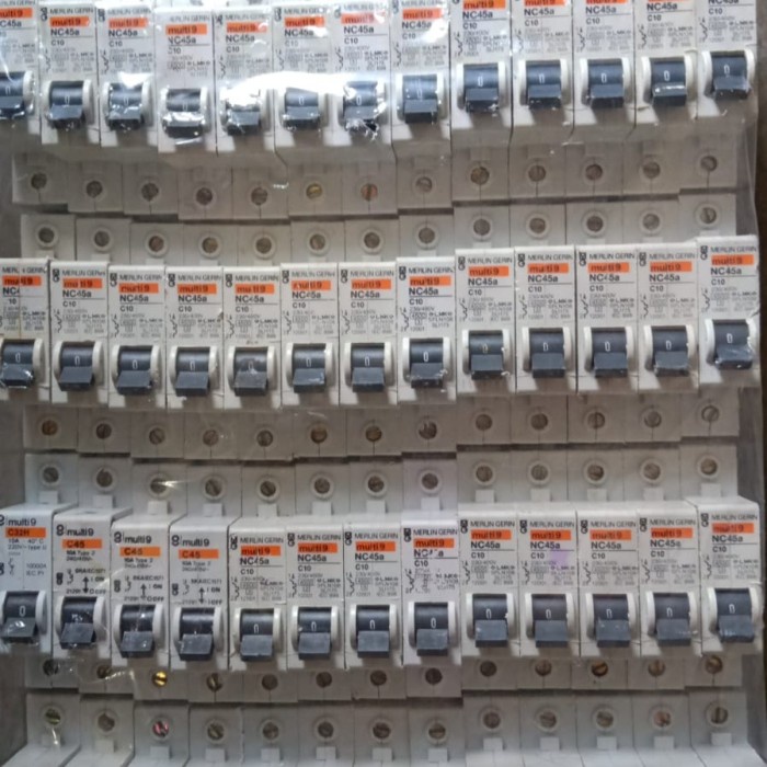(Good) Mcb Merlin Gerin NC45a 10A,16A 1Phase