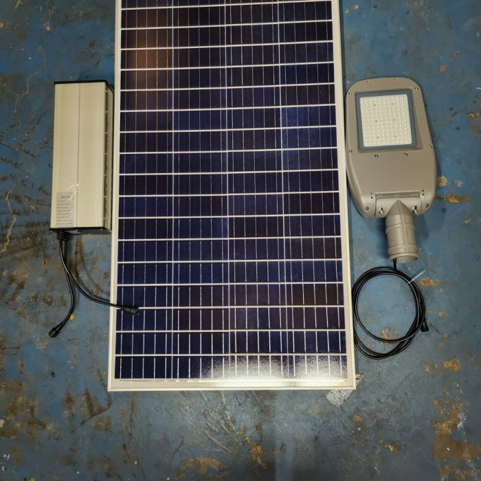 PJU Lampu Jalan Led 100 Watt 100W Solar Cell Tenaga Surya All in One