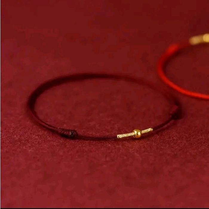 

HJK Gelang Keberuntungan Tali Merah Titanium Beads Gold Manik