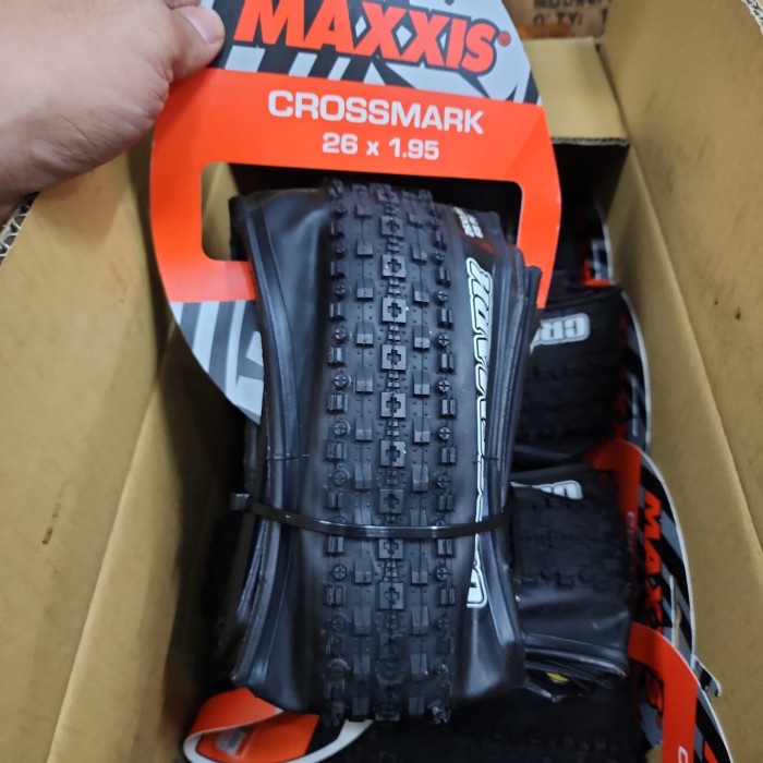 BAN LUAR MAXXIS 26 X 195 CROSSMARK KEFLAR MAXXIS CROSS MARK KEFLAR KUALITAS TERBAIK