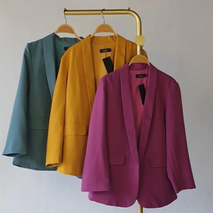 Blazer Blanik Wanita Super Jumbo Xxl Xxxl Hitam Panjang Putih Outer Oversize Atasan Jaket Cardigan